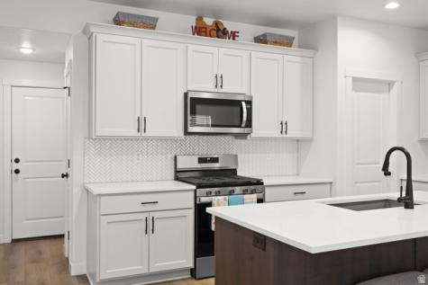 3504 W 4200 S West Haven UT 84401