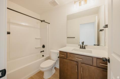 1131 E Blackfeet Drive Eagle Mountain UT 84005