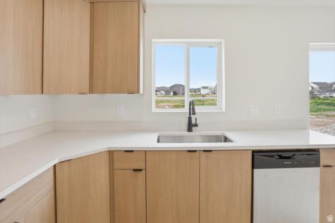 1404 S 110 W Tremonton UT 84337