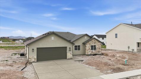 1404 S 110 W Tremonton UT 84337