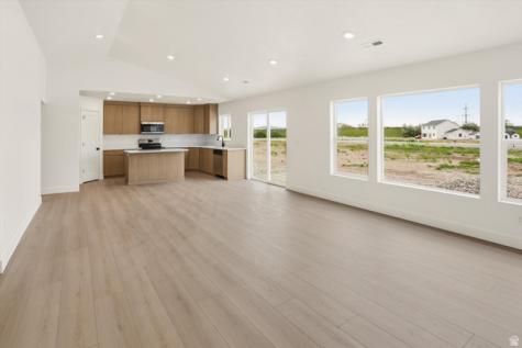 1404 S 110 W Tremonton UT 84337
