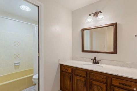 125 W 525 N Kaysville UT 84037