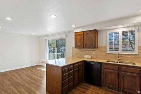 125 W 525 N Kaysville UT 84037