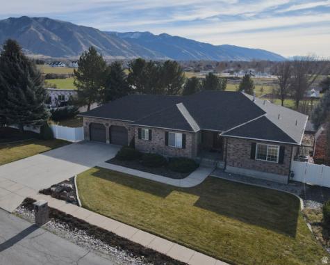 290 E 450 S Hyde Park UT 84318