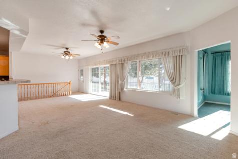 290 E 450 S Hyde Park UT 84318