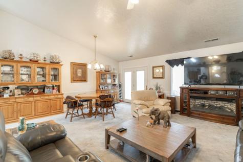 1134 E 900 S St. George UT 84790