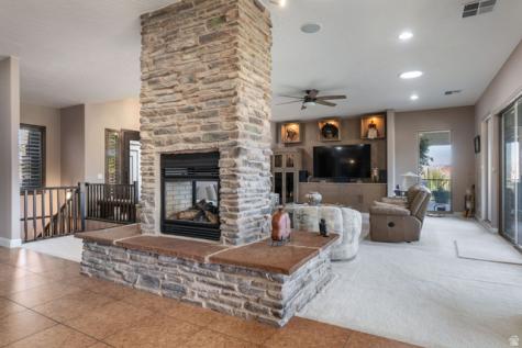 2376 E Stone Crest Circle St. George UT 84790