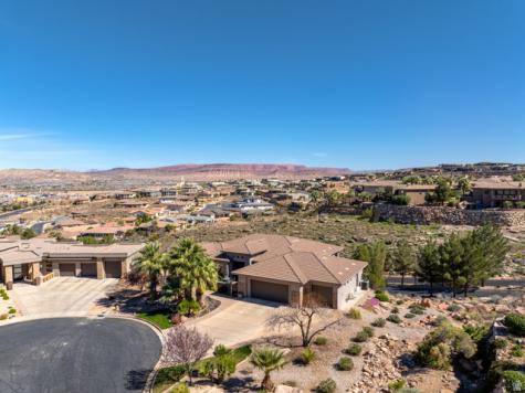 2376 E Stone Crest Circle St. George UT 84790
