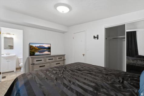 5680 S 2600 W Roy UT 84067