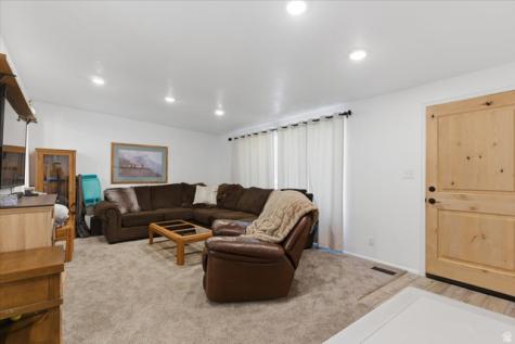 5680 S 2600 W Roy UT 84067