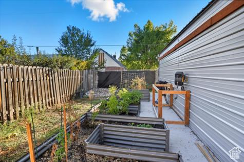524 N 100 E Tremonton UT 84337