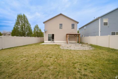 2128 E Eagle Crest Way Eagle Mountain UT 84005