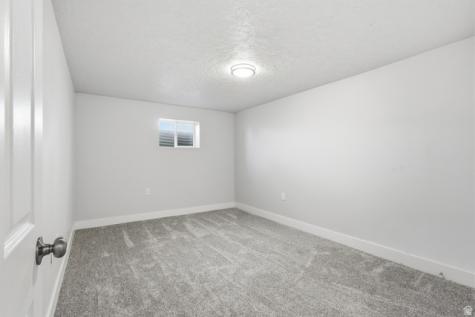 1147 W 25 S Clearfield UT 84015