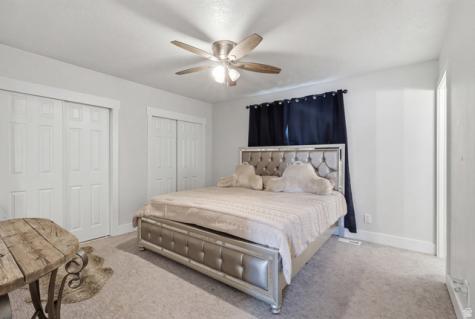 1147 W 25 S Clearfield UT 84015