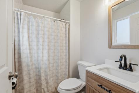 1147 W 25 S Clearfield UT 84015