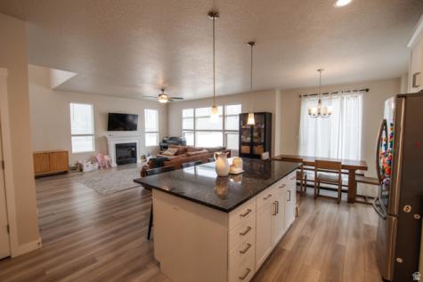4172 E Tivon Lane N Eagle Mountain UT 84005