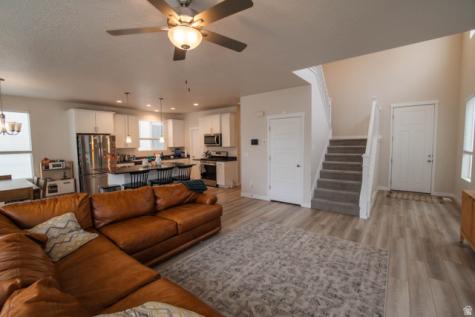 4172 E Tivon Lane N Eagle Mountain UT 84005