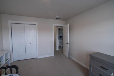 4172 E Tivon Lane N Eagle Mountain UT 84005