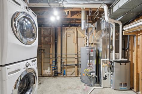5892 S 2550 W Roy UT 84067