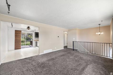 5892 S 2550 W Roy UT 84067