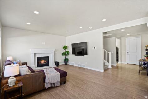 6446 N Pine Tree Way Eagle Mountain UT 84005