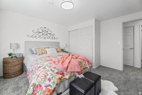 1105 E Webster Drive S Sandy UT 84094