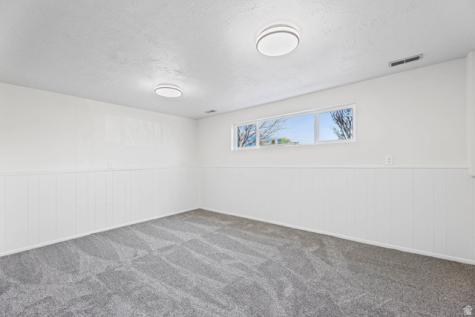 1105 E Webster Drive S Sandy UT 84094