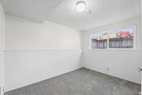 1105 E Webster Drive S Sandy UT 84094