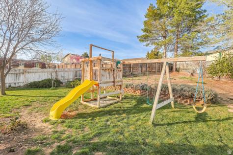 1105 E Webster Drive S Sandy UT 84094