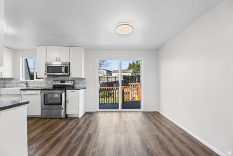 1105 E Webster Drive S Sandy UT 84094