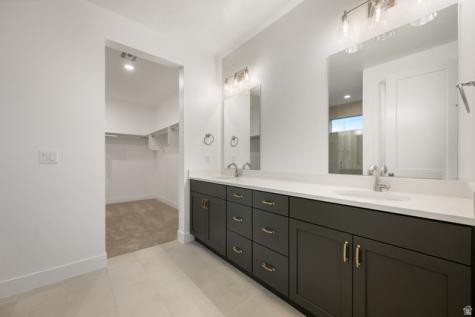 1604 N Ascent Street Washington UT 84780