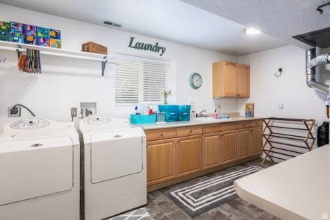 10183 S Hickory Point Drive Sandy UT 84092