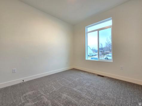 1019 W 200 N Clearfield UT 84015