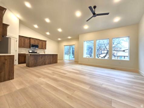 1019 W 200 N Clearfield UT 84015