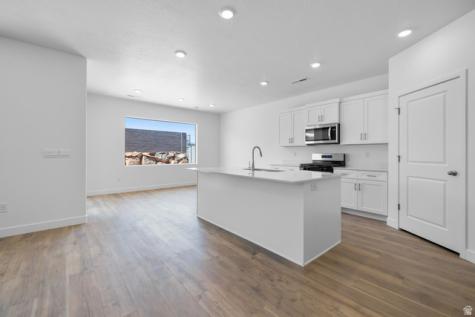 1978 S Wolverine Way Washington UT 84780