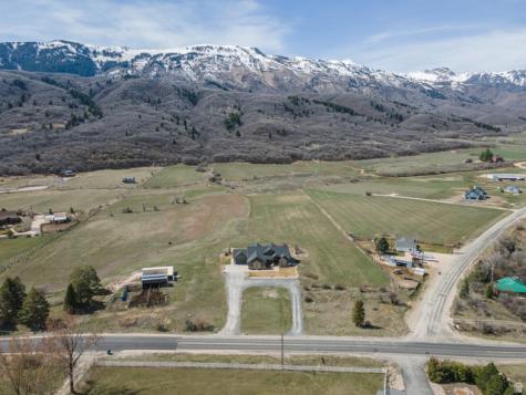 5073 N 3300 E Eden UT 84310