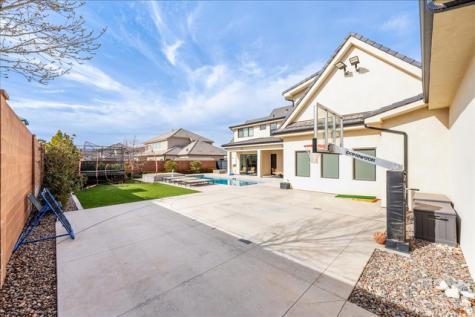2274 E Fieldstone Circle St. George UT 84790