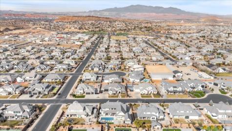 2274 E Fieldstone Circle St. George UT 84790
