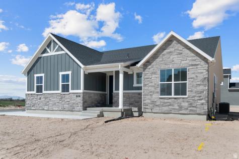 3828 W 2300 N Clinton UT 84015