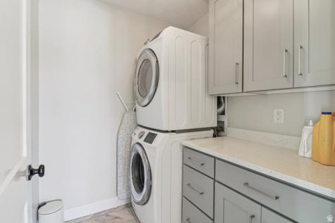 558 E Rockwell Vista Draper UT 84020
