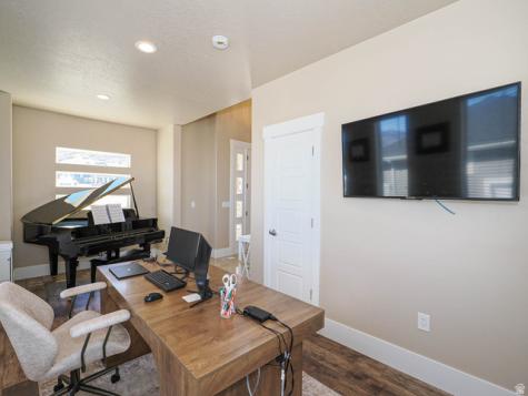 348 S 1430 E Tooele UT 84074