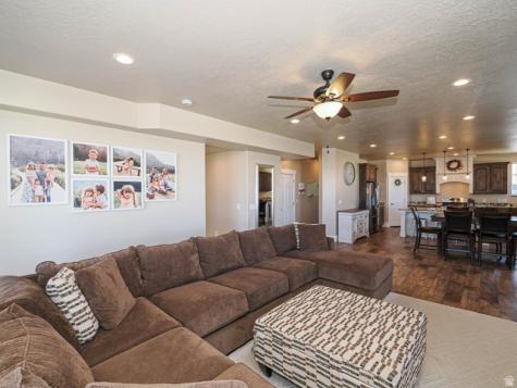 348 S 1430 E Tooele UT 84074