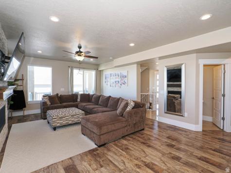 348 S 1430 E Tooele UT 84074