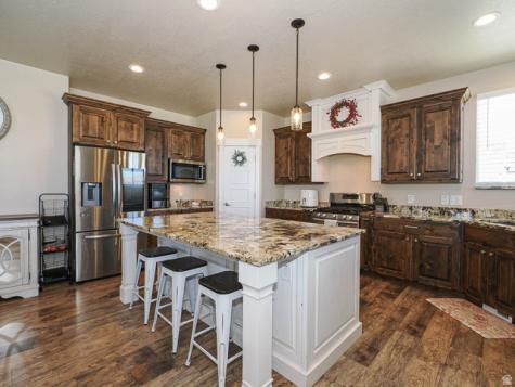 348 S 1430 E Tooele UT 84074
