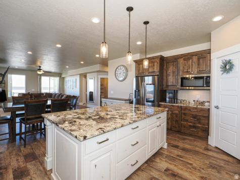 348 S 1430 E Tooele UT 84074