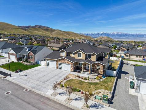 348 S 1430 E Tooele UT 84074