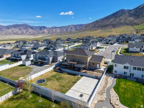 348 S 1430 E Tooele UT 84074