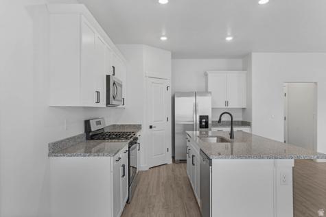7258 Bald Eagle Way N Eagle Mountain UT 84005