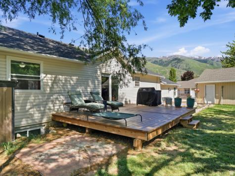 1969 E Cedar Bench South Weber UT 84405