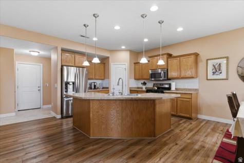 937 Farnham Drive North Salt Lake UT 84054